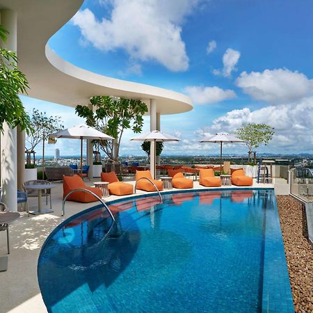 Hilton Garden Inn Районг Экстерьер фото